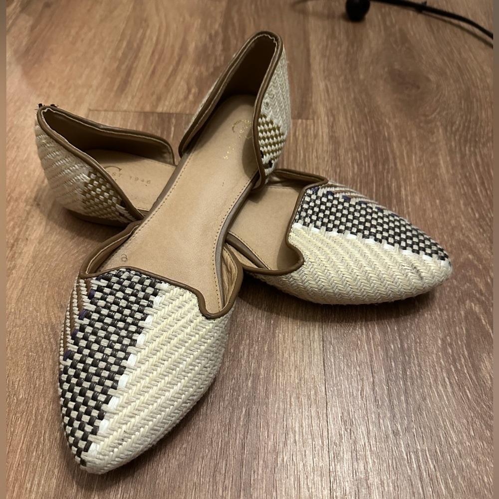 Cato Women's Cream and Black Woven Pointed Flats